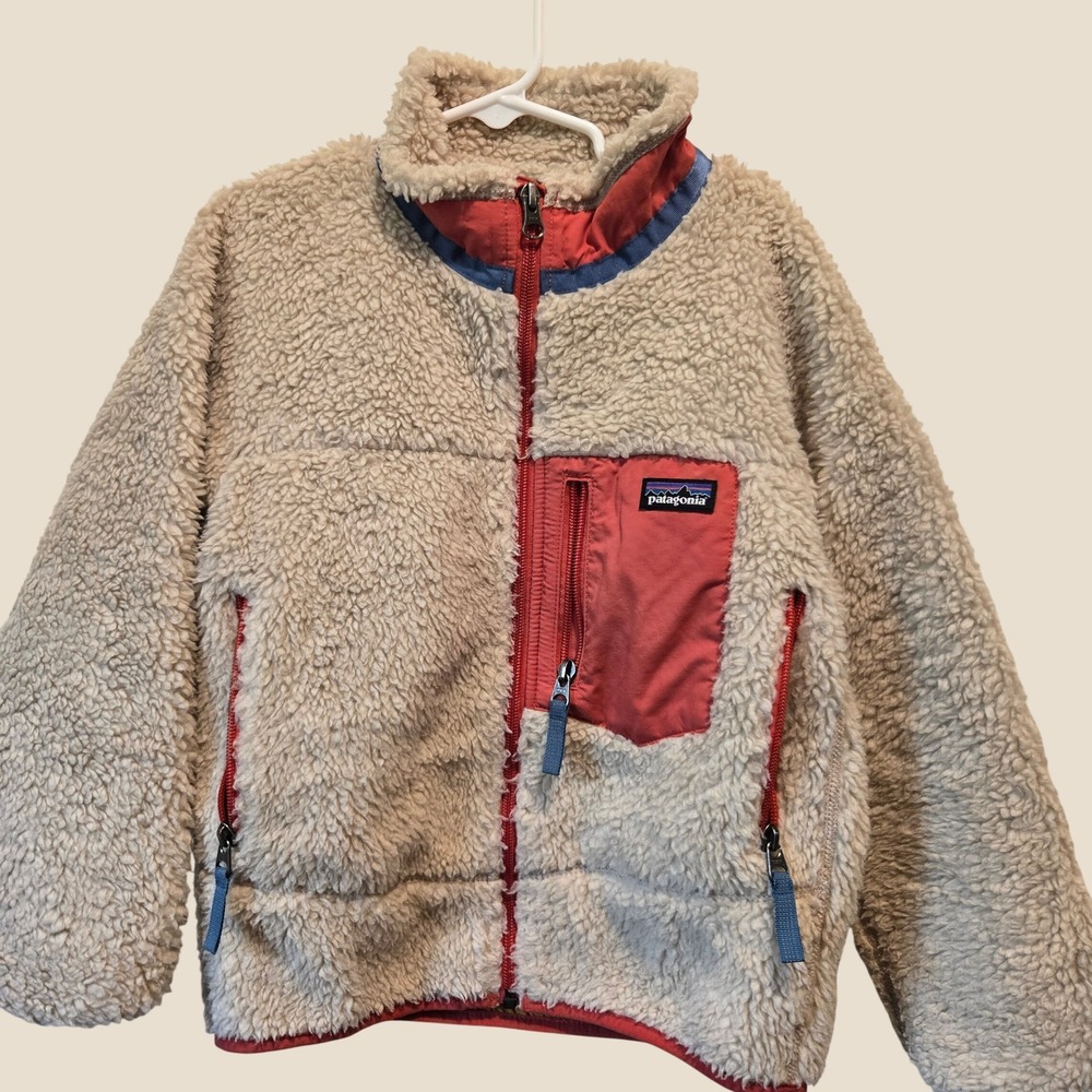 Patagonia Kids Retro-X Fleece Jacket Tan Red Blue 65625 FA22 Size XS 5-6
